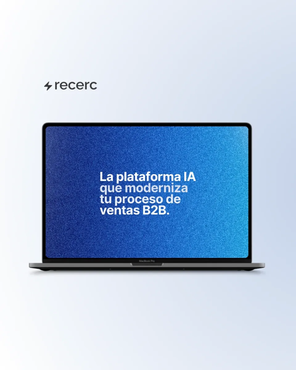 Página de inicio de Recerc en un portátil: la plataforma de IA que moderniza el proceso de venta B2B